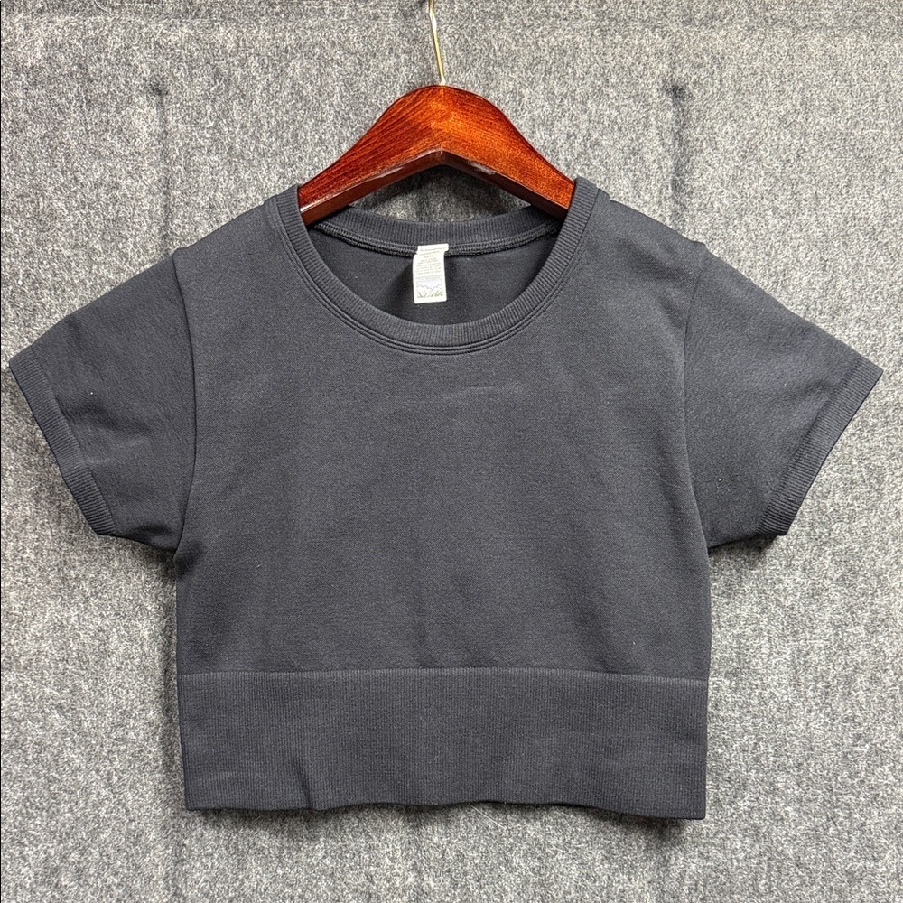 Offline Classic Black Women's Crop Top